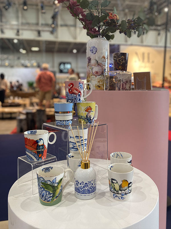 desig show september 2023 - vintage crockery