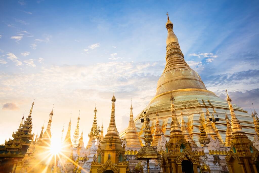 shwedagon pagoda burma
