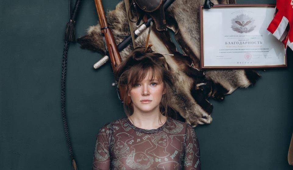 Niko Marina  | Artista contemporáneo: Obras & Biografía