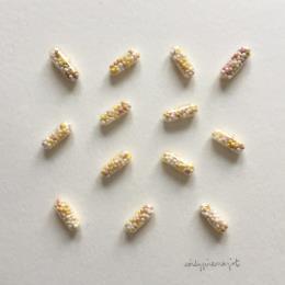 Peinture Music pills par Marjot Emily Jane  | Tableau Abstrait Minimaliste