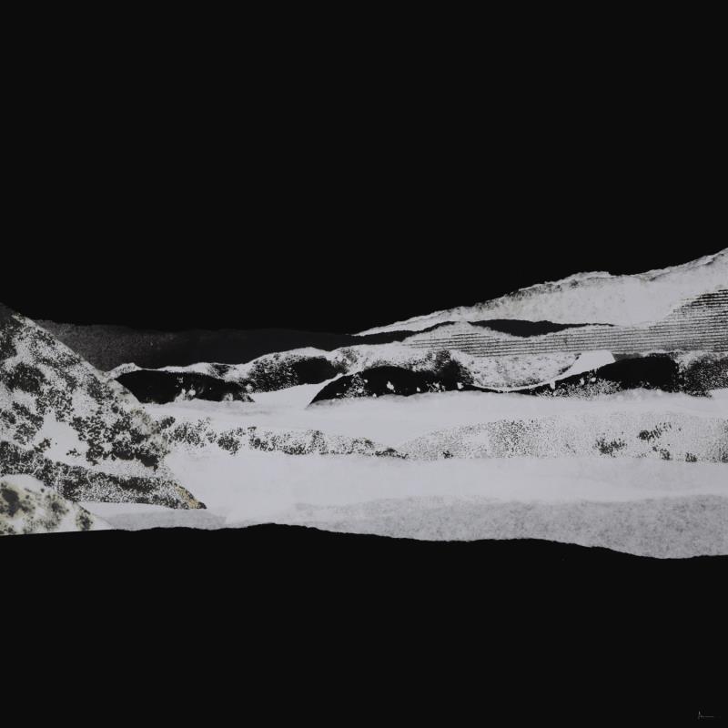 Gemälde #20 from the series The Land Seems Inhabited to Them  von Sousa de Sousa Bárbara | Gemälde Abstrakt Landschaften Minimalistisch Schwarz & Weiß Collage