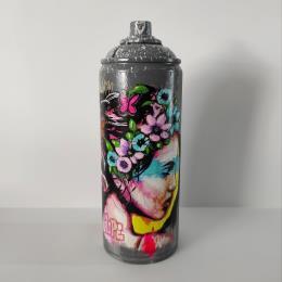 Escultura La femme aux papillons por Sufyr | Escultura Arte callejero Graffiti