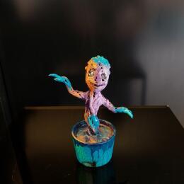 Sculpture GROOT dancing par Shenoda | Sculpture Pop-art Graffiti, Résine Icones Pop