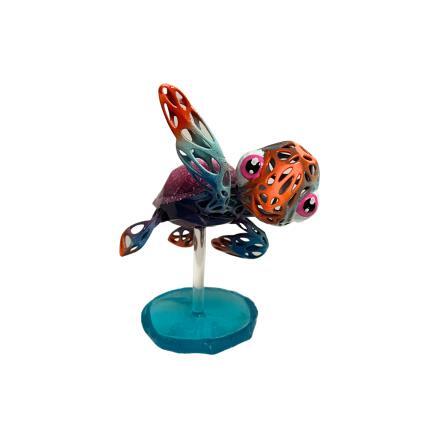 Sculpture PURPLE SQUIZ by Shenoda | Sculpture Pop-art Graffiti, Resin