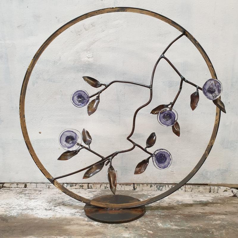 Sculpture cercle de vie XL et fleurs en verre soufflé par Eres Nicolas | Sculpture Figuratif Nature Métal