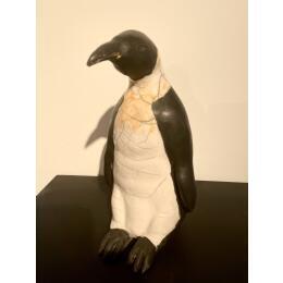 Sculpture Manchot raku par Escoffier Odile | Sculpture