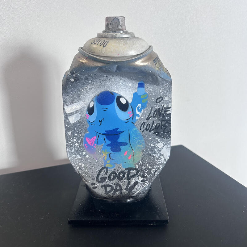 Sculpture Stitch Colors  by Lemoine Mael | Sculpture Pop-art Pop icons Graffiti Acrylic