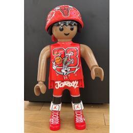 Sculpture Jordan par Luna | Sculpture Pop-art Acrylique, Graffiti, Posca Icones Pop