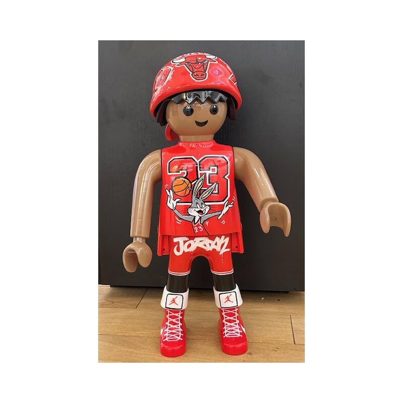 Sculpture Jordan by Luna | Sculpture Pop-art Pop icons Graffiti Acrylic Posca