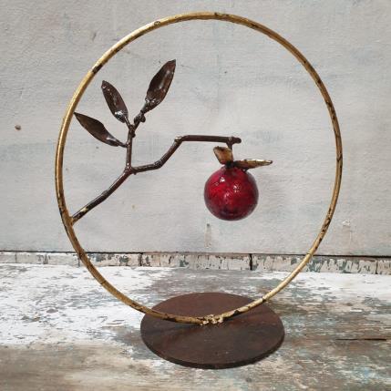 Skulptur pomme d'amour rouge von Eres Nicolas | Skulptur Figurativ Metall Minimalistisch, Natur