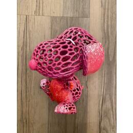 Sculpture Pinky Snoopy hug par Shenoda | Sculpture Pop-art Graffiti, Résine