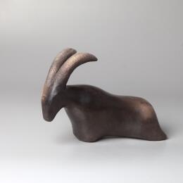 Sculpture Le Bouquetin par Nathalie Roverato | Sculpture Figuratif Raku Animaux, Nature