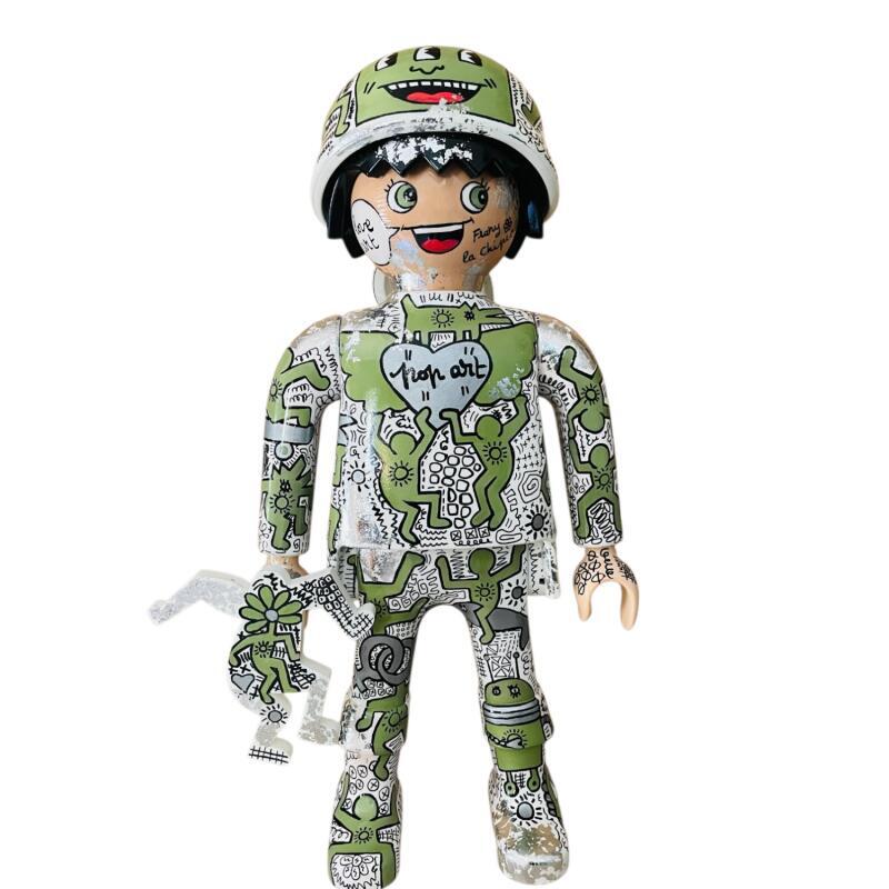 Sculpture PLAYMOBIL XXL63cm KEITH HARING avec son accessoire par Frany La Chipie | Sculpture Pop-art Icones Pop Graffiti Posca