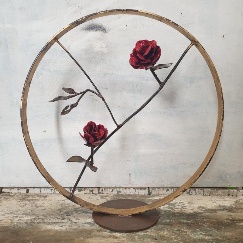 Sculpture Des Roses  par Eres Nicolas | Sculpture Figuratif Animaux Nature Métal