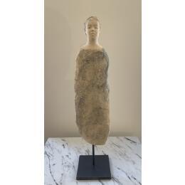 Sculpture Le silence des pierres par Ferret Isabelle | Sculpture Art Singulier