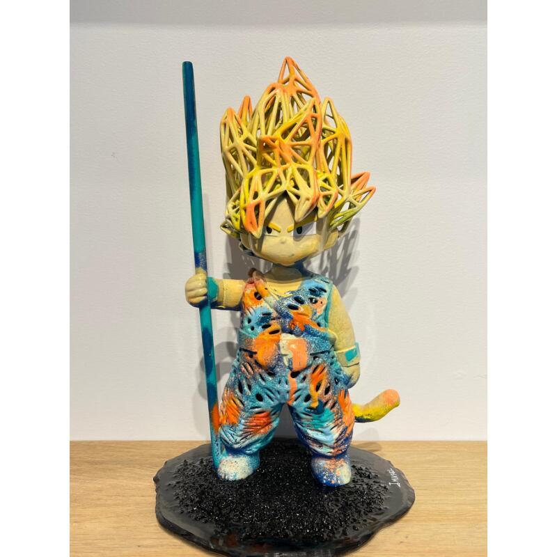 Sculpture NEON SAIYAN STANDING par Shenoda | Sculpture Pop-art Graffiti Résine
