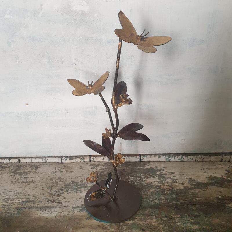 Sculpture Papillon sur tige par Eres Nicolas | Sculpture Figuratif Animaux Métal