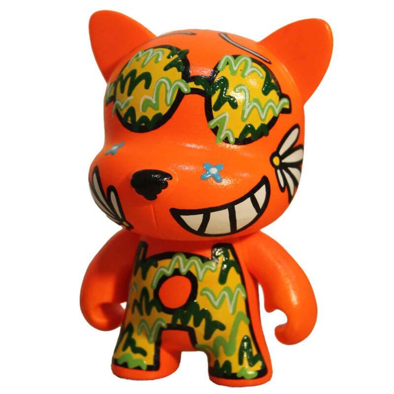 Sculpture Camouflage by Ralau | Sculpture Raw art Animals Acrylic Posca