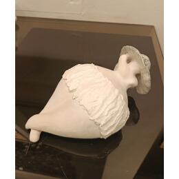 Escultura Nina por Silve Aude | Escultura Figurativo Acrílico, Cerámica Desnudo