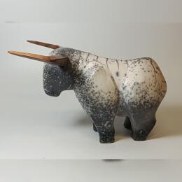 Sculpture Le Taureau by Roche Clarisse | Sculpture