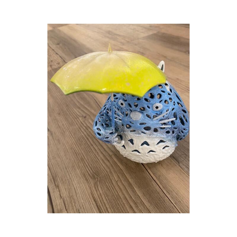 Sculpture Winter Totoro umbrella by Shenoda | Sculpture Pop-art Graffiti Resin