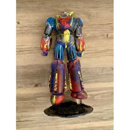 Sculpture Galactic Goldorak flight par Shenoda | Sculpture Pop-art Graffiti, Résine