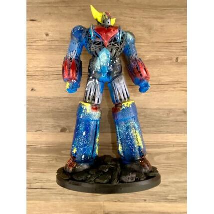 Sculpture Goldorak posture original par Shenoda | Sculpture Pop-art Graffiti, Résine