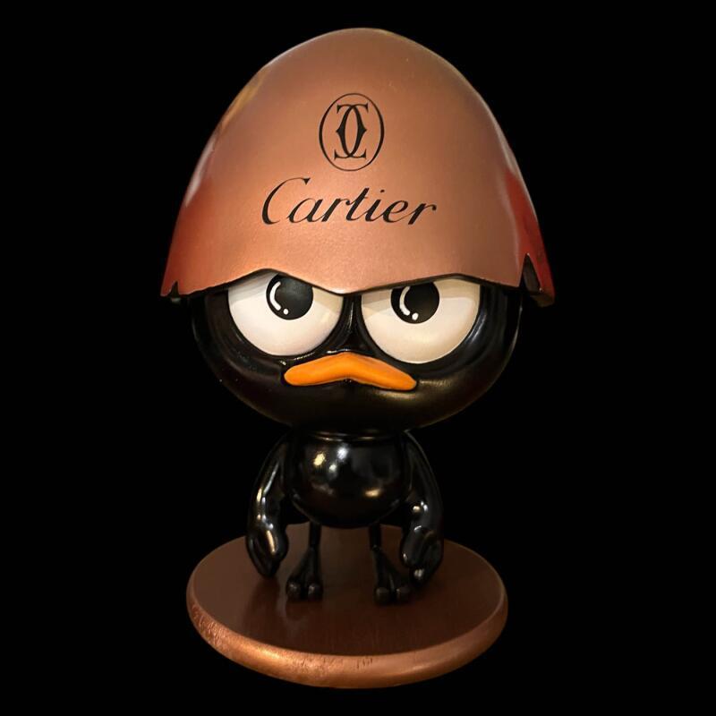 Sculpture P'tit Cali Cartier by Le Marquis | Sculpture Figurative Mode Acrylic Ceramics