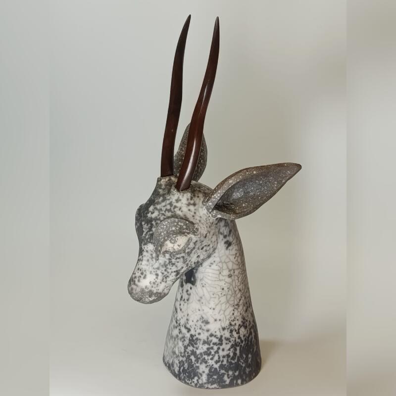 Sculpture La petite gazelle by Roche Clarisse | Sculpture
