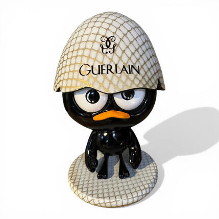 Skulptur P'TIT CALI GUERLAIN von Le Marquis | Skulptur Figurativ Acryl, Harz Modus