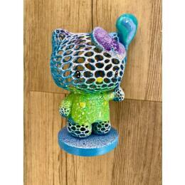 Sculpture Hello Kitty vert azur by Shenoda | Sculpture Pop-art Graffiti, Resin