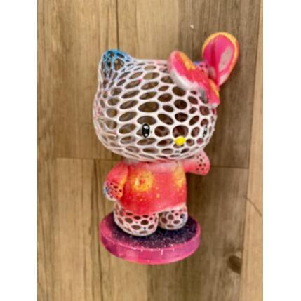 Sculpture Hello Kitty rose flashy par Shenoda | Sculpture Pop-art Graffiti, Résine