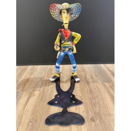 Sculpture Lucky Luke plus rapide que son ombre par Shenoda | Sculpture Pop-art Graffiti, Résine
