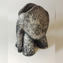 Sculpture Le petit Géant par Roche Clarisse | Sculpture Figuratif Céramique, Raku Animaux