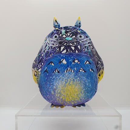 Sculpture Nuit Totoro by Shenoda | Sculpture Pop-art Graffiti, Resin