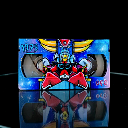 Sculpture Prince de l'espace  by Rocky Chaplin | Sculpture Pop-art Acrylic Pop icons