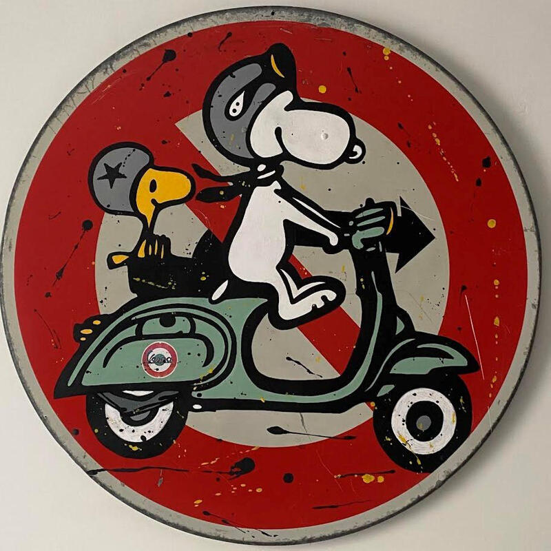 Skulptur CAT5 Dolce vita von Marie G. | Skulptur Pop-Art Pop-Ikonen Metall Acryl Posca