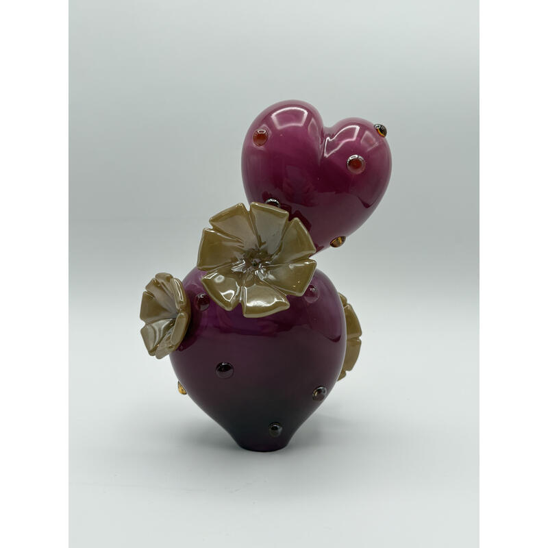 Sculpture Love Bug by Emily Ellsworth | Sculpture