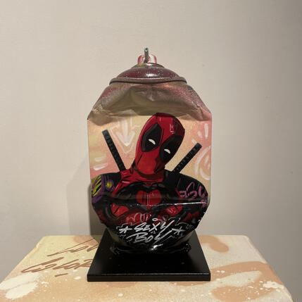 Sculpture Coeur sur toi by Lemoine Mael | Sculpture Pop-art Acrylic, Graffiti Pop icons